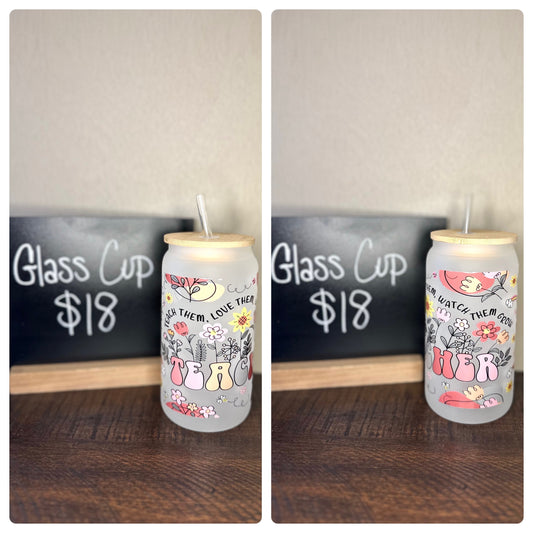 Floral teacher glass can